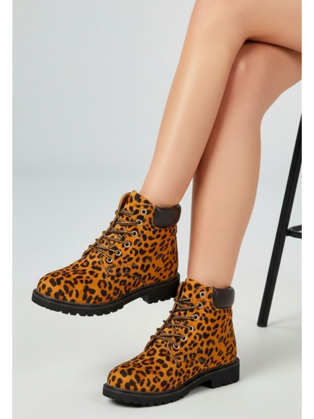 Women’s Leopard Print Lace-Up Combat Boots Ankle Boots Lug Sole